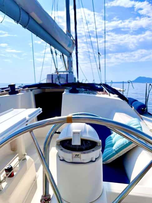 Gandía: Private Sailing Experience - The Captain and the Atmosphere