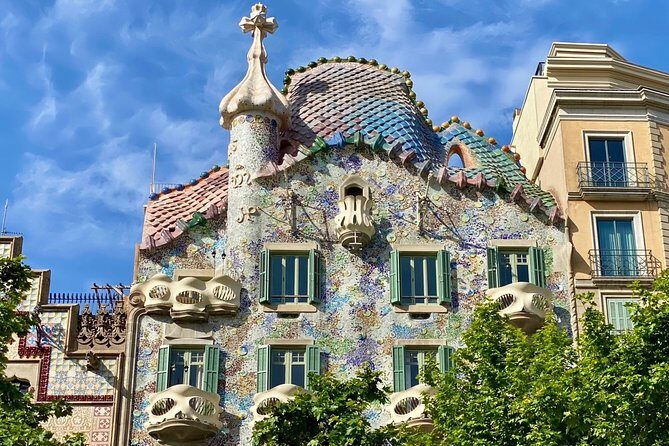 Gaudí and Barcelona Legends - Private Tour - Authentic Experience and Practical Details