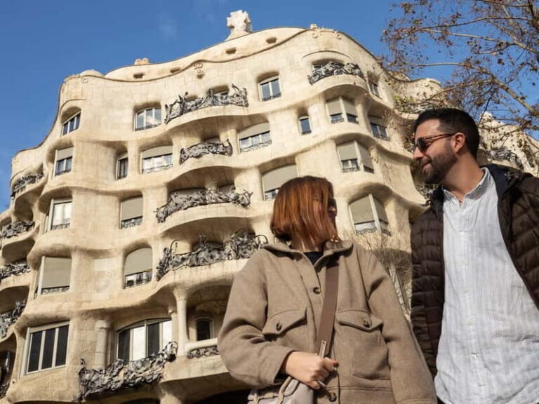 Gaudi Barcelona in 1 Day: Sagrada Familia, Park Guell, tapas - The Journey in Detail