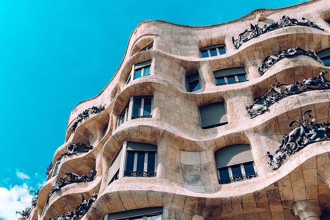Gaudi's Casa Batlló and La Pedrera with Chocolate Tasting - Casa Batlló: Gaudí’s Masterpiece