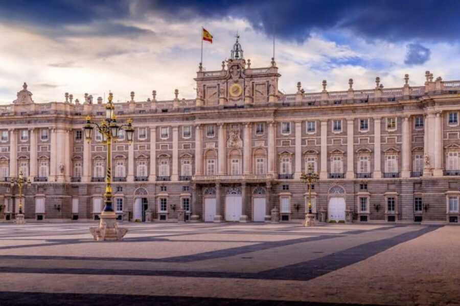 Gems of Madrid  Private Walking Tour for Couples - The Practical Side: What to Expect