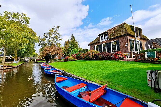Giethoorn, Afsluitdijk, Zaanse Schans Day Tour Incl Hotel Pick Up - Analyzing the Value