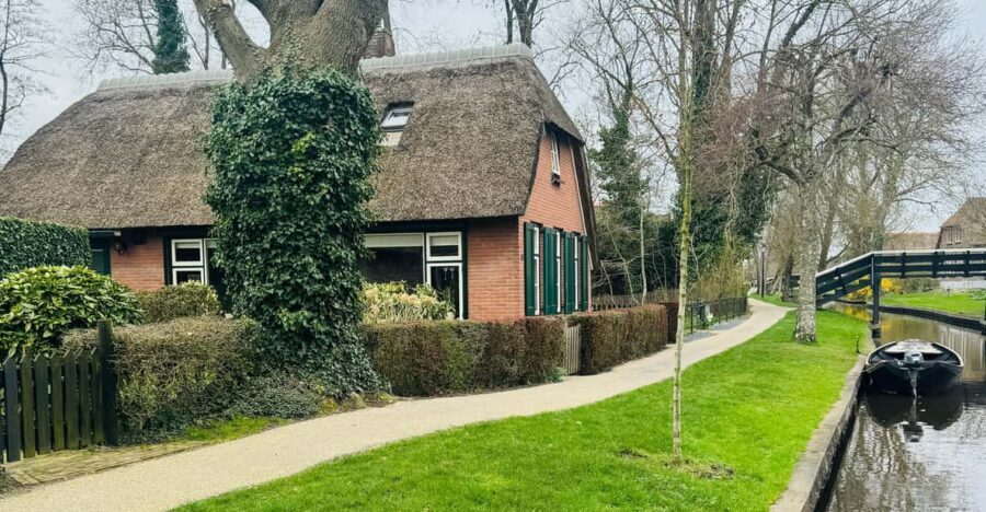"Giethoorn: Exclusive Private Tour of the Dutch Venice" - Who This Tour Is Perfect For