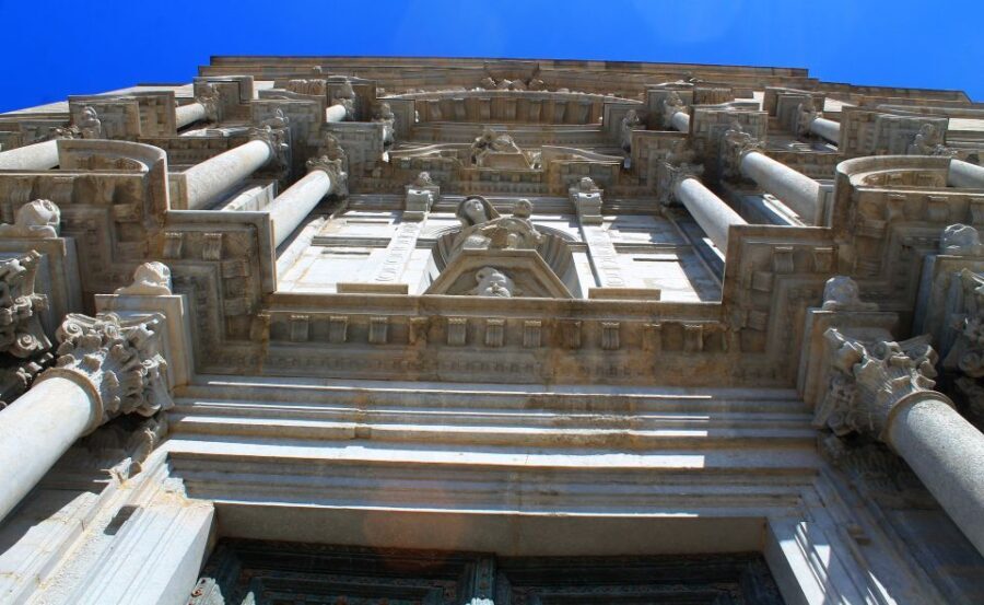 Girona: Small Group Walking Tour - The Tour Experience: What to Expect