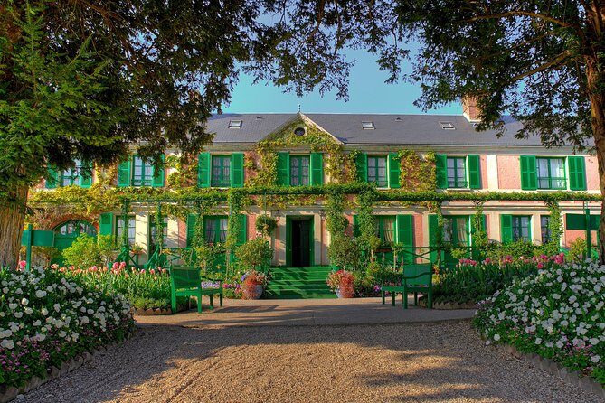 Giverny & Auvers sur Oise Private Day Trip with Monet & Van Gogh Tour from Paris - A Closer Look at the Monet & Van Gogh Private Day Trip