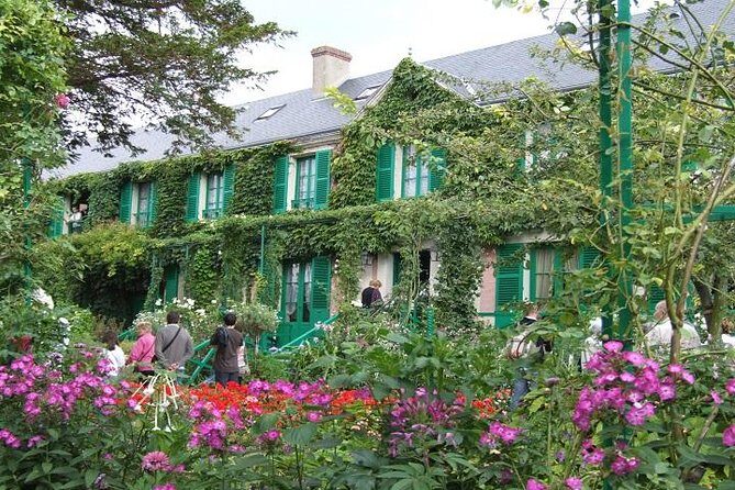 Giverny Monet's House Gardens Small-Group with Hotel* Pickup - Authenticity and Value