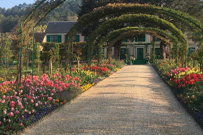 Giverny Private Trip with Monet's House, Gardens & Impressionism Museum - Who Will Appreciate This Tour?