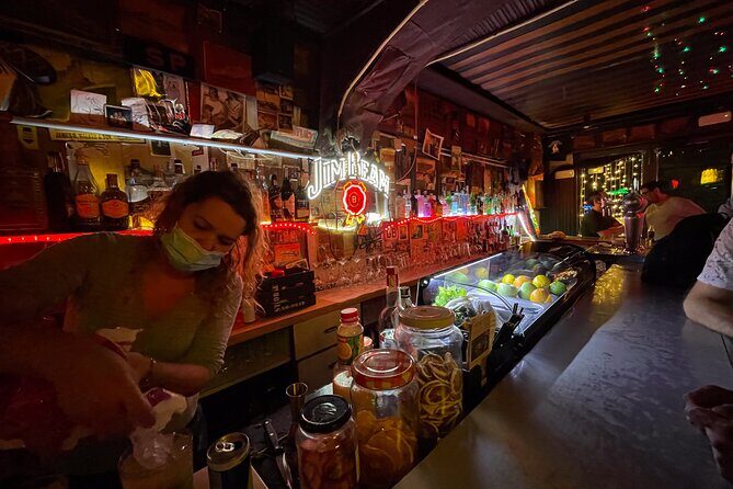 Go out like a local, pub Crawl / Tour in Raval - Barcelona - Who Will Appreciate This Tour?