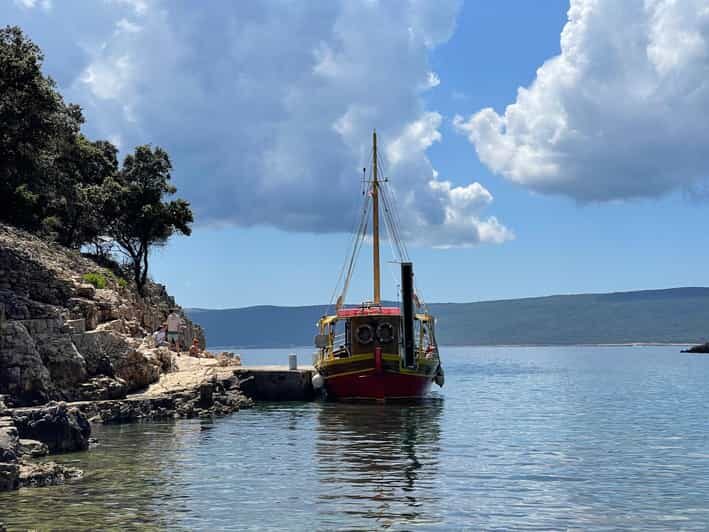 Golden Beach & island Plavnik Cruise, optional grill picnic - The Itinerary in Detail: What’s Included and What to Expect