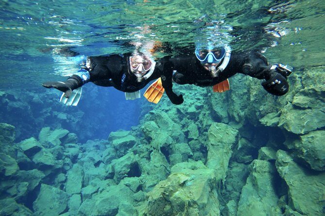 Golden Circle & Snorkeling in Silfra From Reykjavík with Free Photos - Why this tour is worth considering