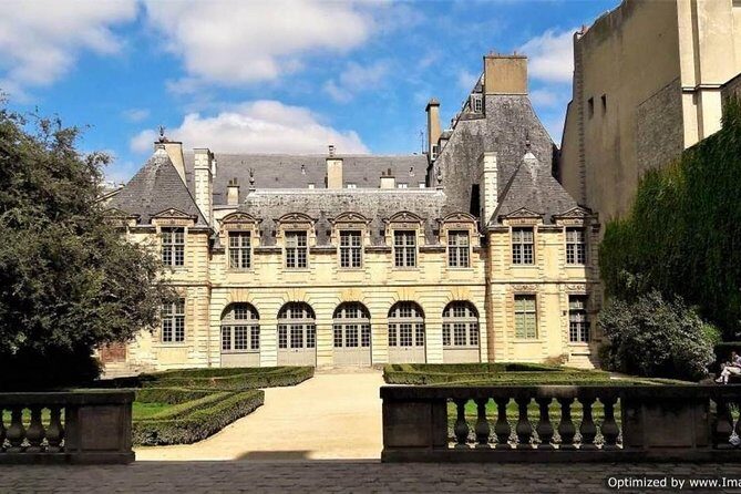 Gothic Paris - Castles & Cathedrals (Marais History Walk-Small Group Tour) - FAQ