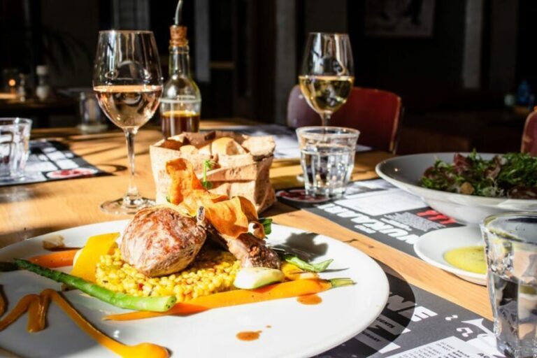Gourmet 5-Course Dinner Experience in Valencia - What to Expect During the Evening