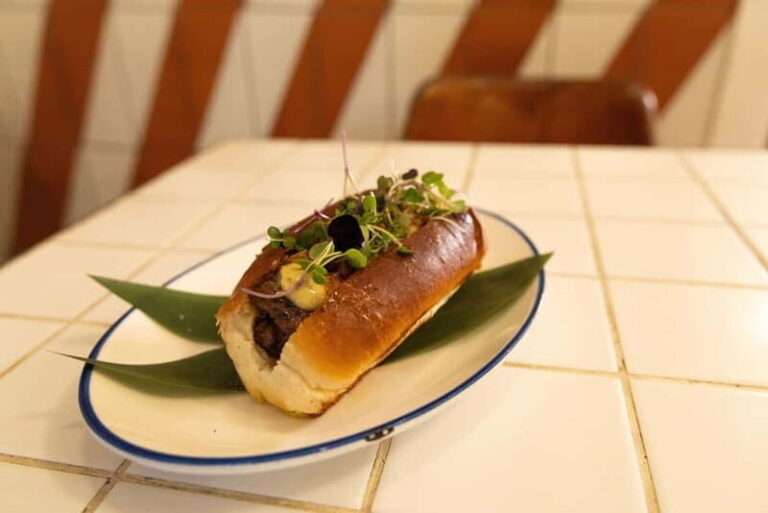 Gourmet Tapas: Local Tasting Menu at a Hidden Restaurant in Barcelona - A Deeper Look at the Experience