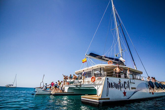 Graciosa Marine Reserve Catamaran Day Trip with Transfers - A Closer Look at the La Graciosa Catamaran Day Trip