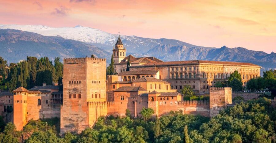 Granada: 3-Hour Alhambra and Generalife Gardens Guided Tour - Why This Tour Is Truly Valuable