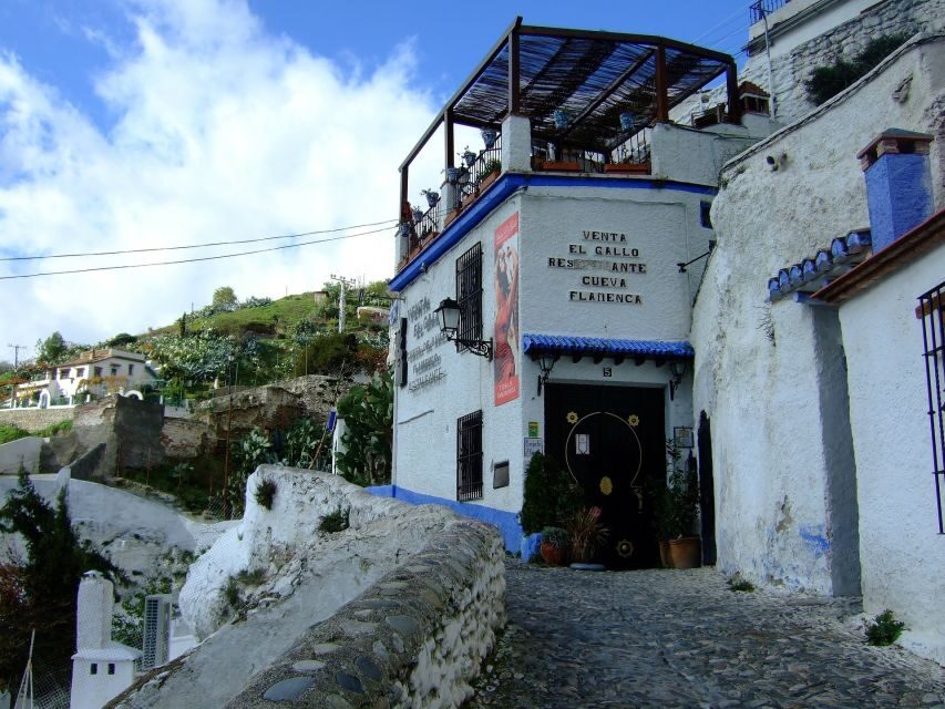 Granada: Albaicín, Sacromonte & Museum of Caves Walking Tour - The Practicalities: What to Expect