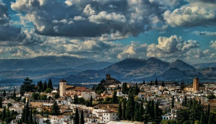 Granada: Alhambra, Generalife & Albaicin Private Tour - Exploring Granada’s Treasures in Depth