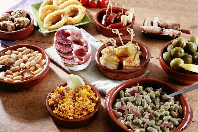 Granada and Albaicin: Wine and Tapas Tour - Authentic Food and Drinks: What You’ll Try