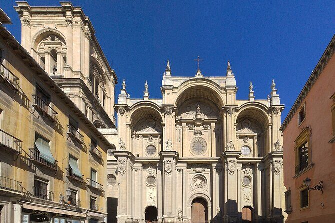 Granada: Cathedral and Royal Chapel Private tour with tickets - Deep Dive Into the Itinerary