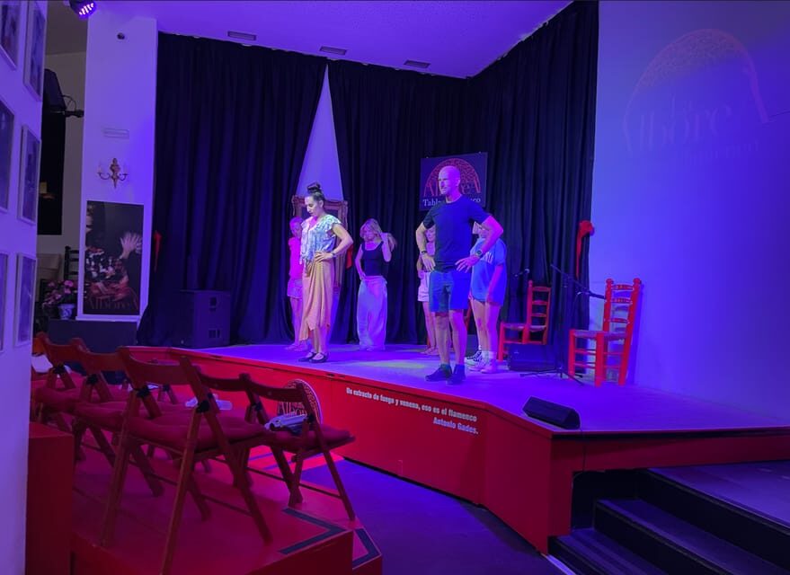 Granada: Flamenco Class with the Cast of Tablao La Alboreá - Summary and Who This Is Best For