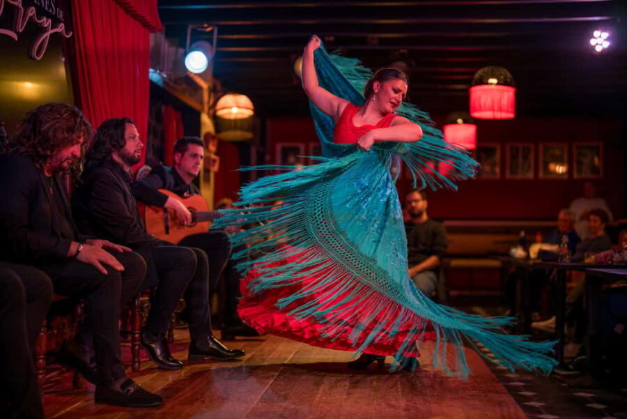 Granada: Flamenco Show in Albayzín - Jardines de Zoraya - Practical Details and Tips