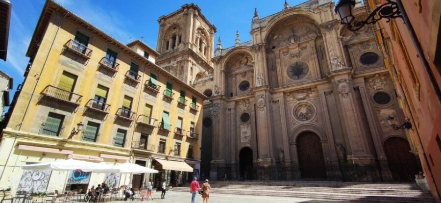Granada: Private tour of the city center and Cathedral - In-Depth Review of the Private Granada Tour