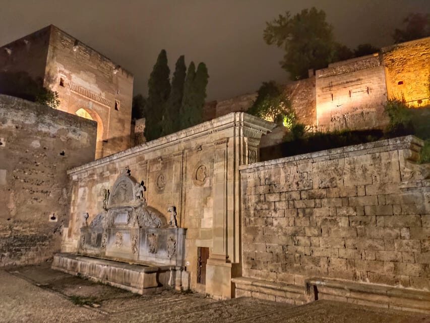 Granada: Sunset Legends of the Alhambra Guided Tour - An In-Depth Look at the Sunset Legends Tour