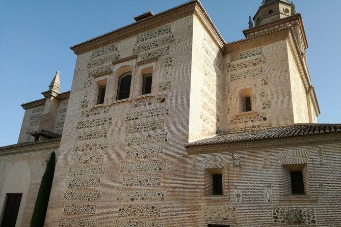 Granada : walking tour with a local guide - A Detailed Look at the Granada Walking Tour