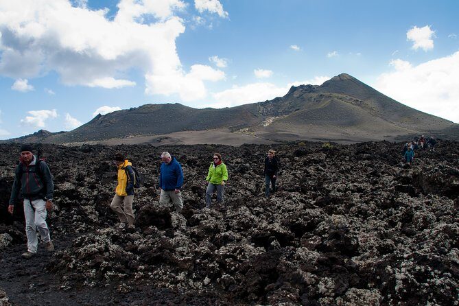 Guided hiking in the Natural Park of Los Volcanes. - An In-Depth Look at the Lanzarote Volcano Hike