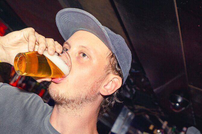 Guided Private Bar Tour in Amsterdam City Center - Who Should Consider This Tour?