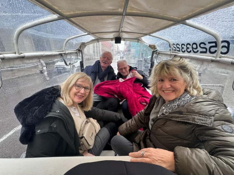 Guided Tour in Tuk Tuk around Madrid - Why Choose This Tour?
