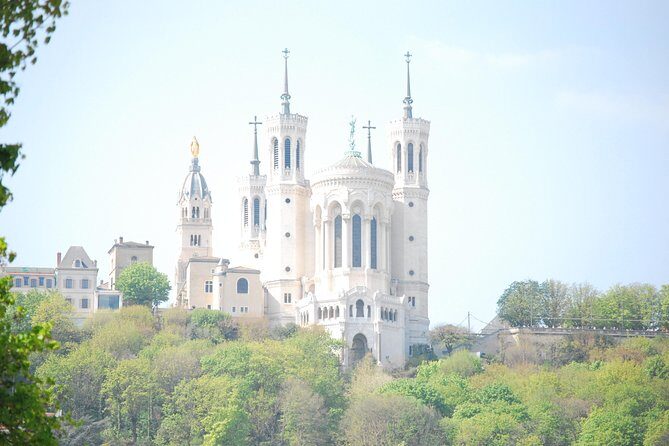 Guided tour of the Basilica of Fourvière and Gallo-Roman site of Lyon - Who Will Love This Tour?