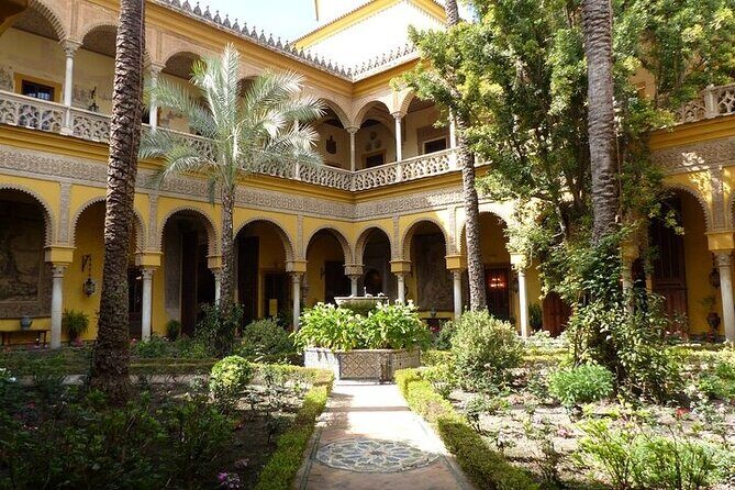 Guided walking tour to Setas, La Macarena and Dueña's Palace in Seville - What to Expect at Each Stop
