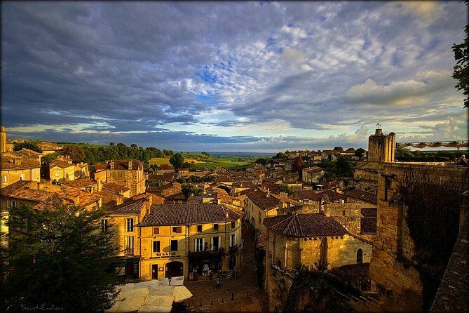 Half-day private tour in Saint-Emilion in a sidecar - A Complete Look at the Saint-Emilion Sidecar Experience