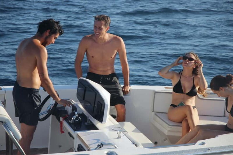 High-Performance Motor Sport Boat-Novurania (Fishing Option) - Who Should Choose This Tour?