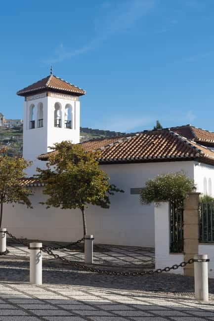 Highlights of Granada & Winetasting - Why This Tour Works Well