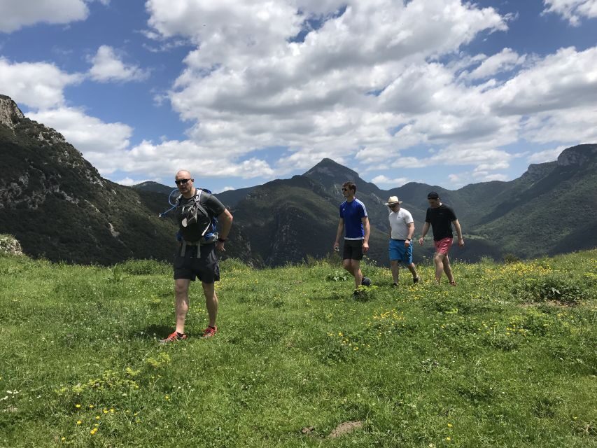 Hiking Tour Exploring Enchanting Waterfalls of the Pyrenees - What Makes This Tour Stand Out?