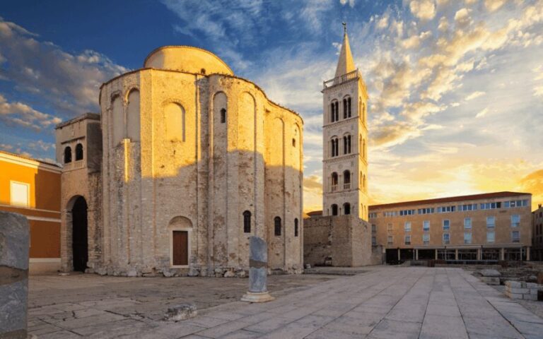 History Walking Tour in Old Center Zadar with Licenced Guide - What Makes This Tour Stand Out?