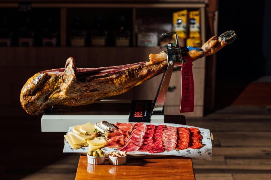 Homemade Tapas Brunch in Valencia with Local Hosts - A Closer Look at the Experience