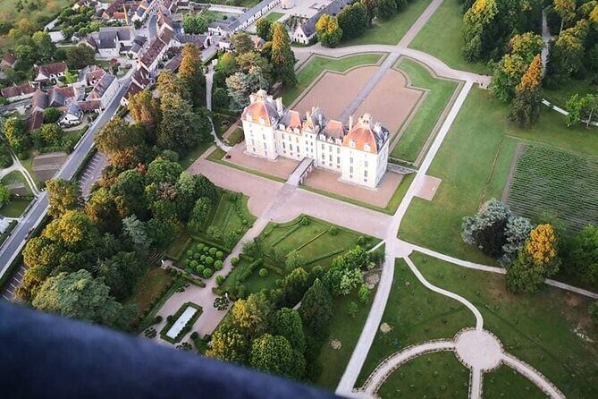 Hot air ballooning: Chambord, Blois, Chenonceau, Cheverny or Chaumont - Who Will Love This Tour?