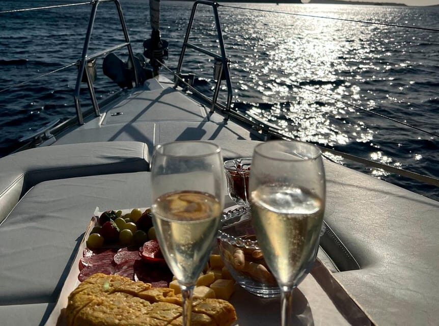 Ibiza: Sunset boat trip with appetizers, only up to 6 guests - A Detailed Look at the Ibiza Sunset Boat Trip