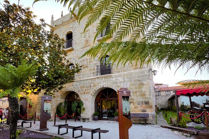 Immersive visit to the Velarde Palace Museum - Who Should Consider This Tour?