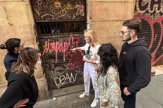 Insider street art tour with exclusive visit to artist studios - FAQ