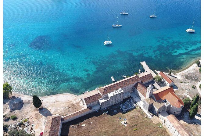 Island Badija - Yellow Taxi Cat - FAQ