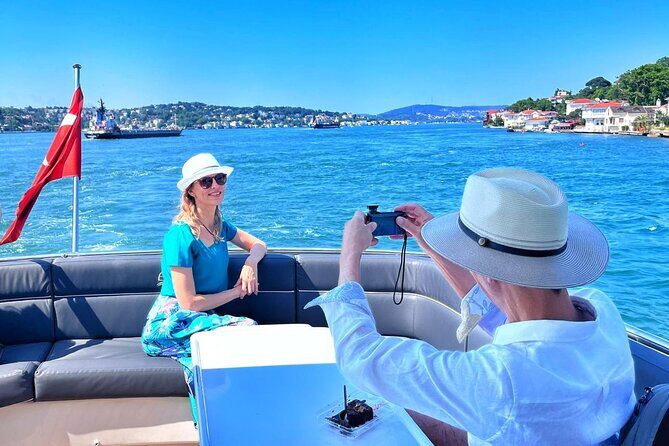Istanbul Bosphorus Yacht Experience  Asian Side Visit in Kanlica - Onboard Experience and Refreshments