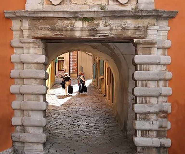 Istria Highlights Tour from Rijeka or Pula - Food, Wine, and Tastings