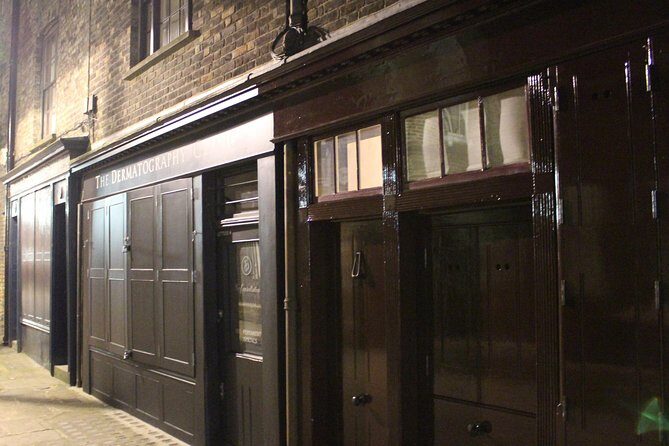 Jack the Ripper Walking Tour in London - The Guides: Knowledge, Style, and Engagement