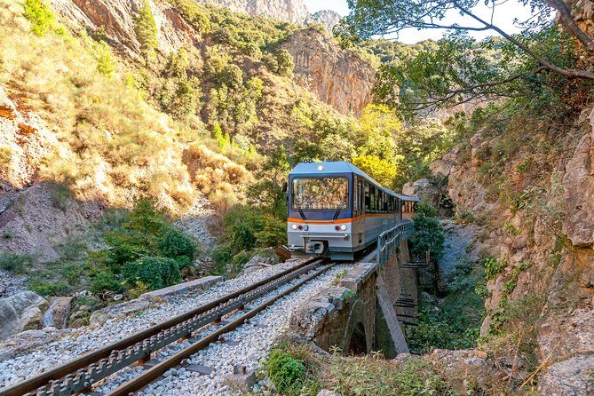 Kalavryta, Rack Railway & Cave of Lakes Full Day Private Tour - What We Love About This Tour