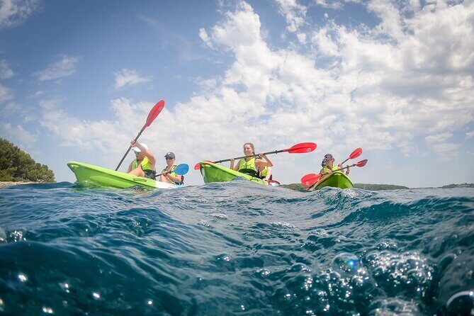 Kayak tour in Pula to Valley of Tears/free drinks+photos included - Authentic Seaside Adventure with a Personal Touch
