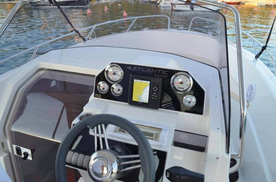 Krk: Rent a boat Atlantic 670 open 385kk